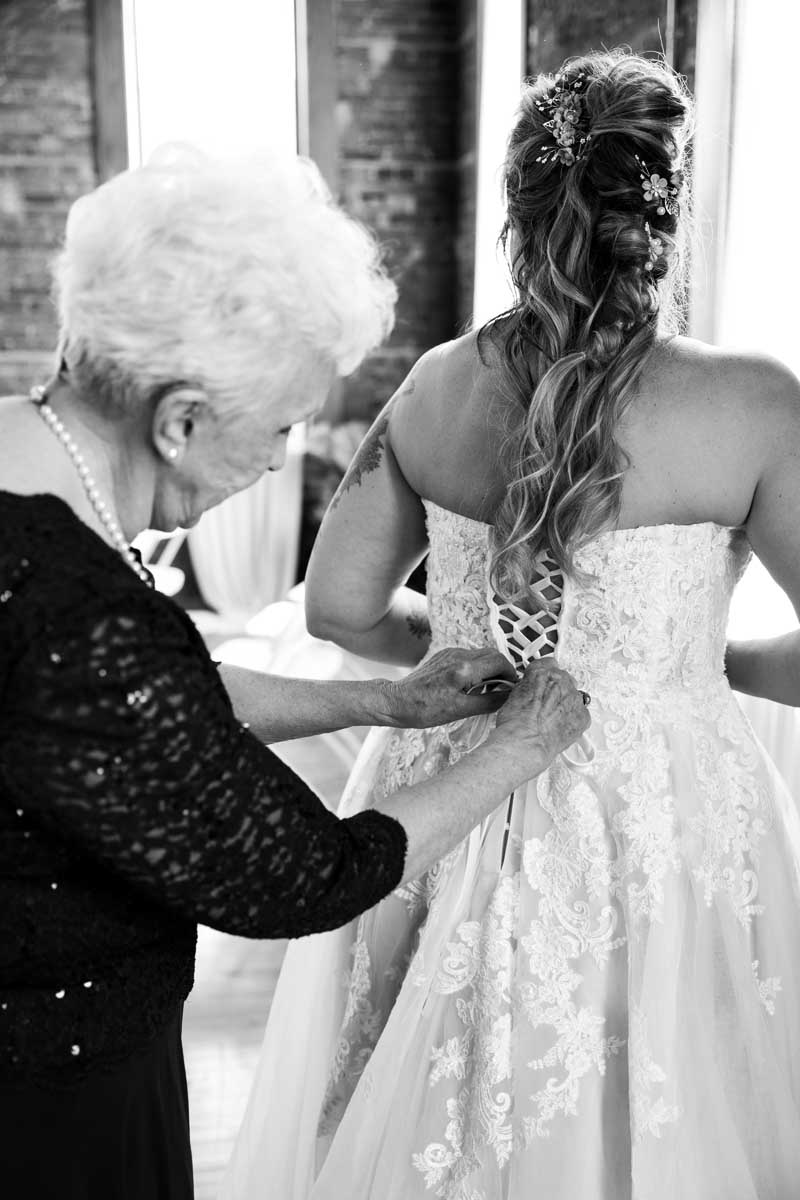 the promise room minnesota wedding venue-getting ready-grandma