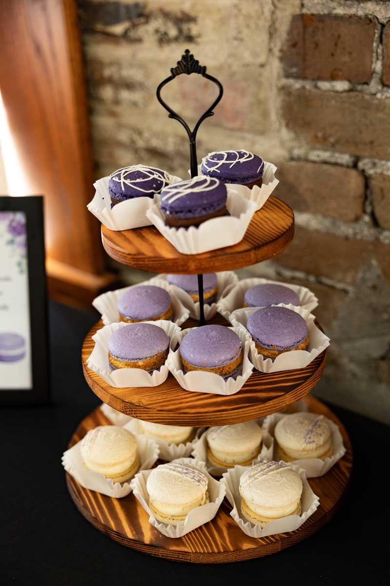 the promise room minnesota wedding venue-macarons